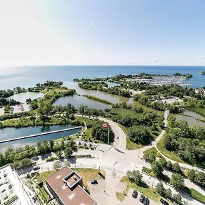 waterfront-luxury-condo.hotelstorontoontario.org/