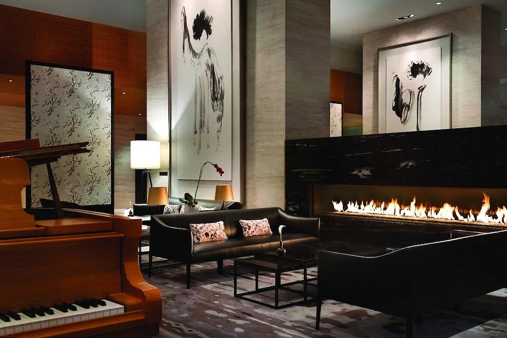 Hotel Shangri-La Toronto