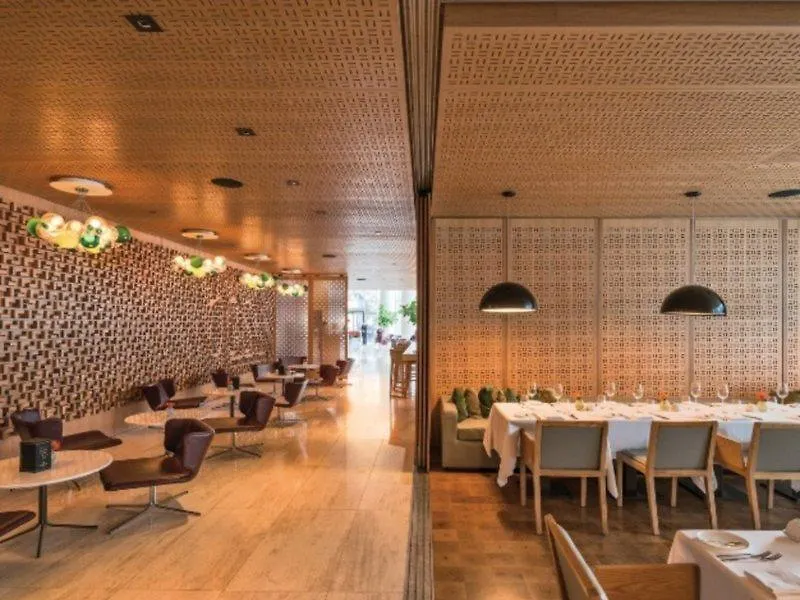 Shangri-La Toronto